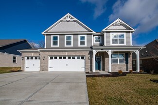 882 Booneway Ln, Bargersville, IN 46106