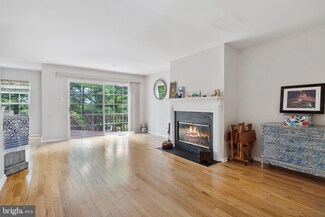 47 Bristol Ct, Norristown, PA 19403
