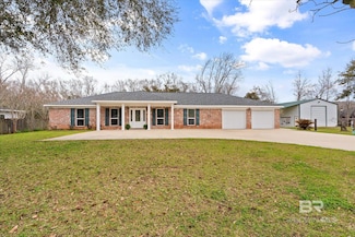 734 W Section Ave, Foley, AL 36535