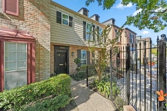 3660 Lake St, Houston, TX 77098