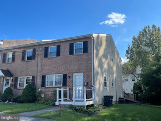 160 Montgomery Ave, Phoenixville, PA 19460