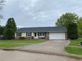 1030 Westgate Dr, Charleston, IL 61920