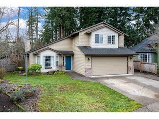 14400 SE Morning Sun Ct, Clackamas, OR 97015