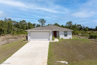 737 Barcia St E, Lehigh Acres, FL 33974