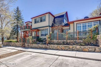 325 E Union 'Cottage' St, Prescott, AZ 86303