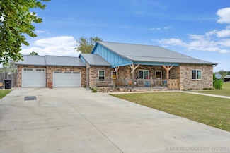 21603 W 14th St S, Sand Springs, OK 74063