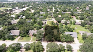 1500 Glade St, College Station, TX 77840