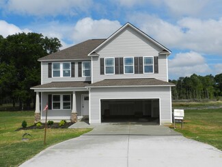 140 Longford Dr, Selma, NC 27576