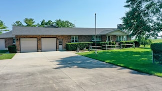 111 Fessler Buxton Rd, Russia, OH 45363