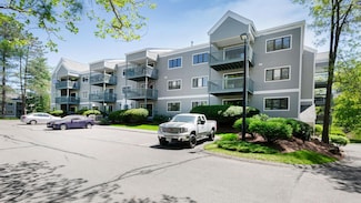12 Ledgewood Hills Dr Unit 102, Nashua, NH 03062
