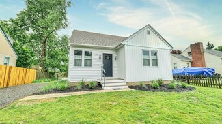 619 4th St, Absecon, NJ 08201