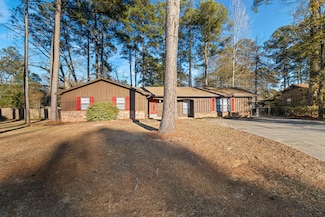 3649 Old Bay Springs Rd, Laurel, MS 39440