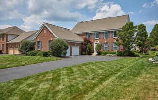 6976 New Albany Rd E, New Albany, OH 43054
