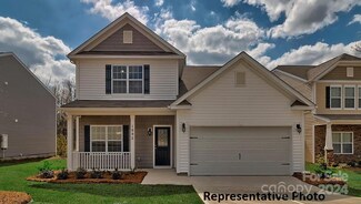 186 Wheatfield Rd, Fletcher, NC 28732