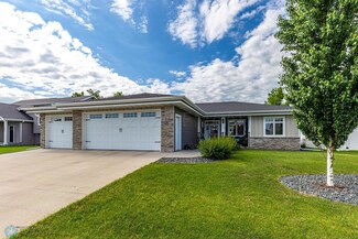 1227 26th Ave W, West Fargo, ND 58078