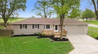 601 Mark St, Lathrop, MO 64465