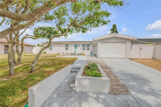 4443 Doris Dr, New Smyrna Beach, FL 32169