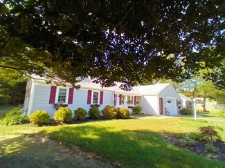 6 N West Ln, Centerville, MA 02632