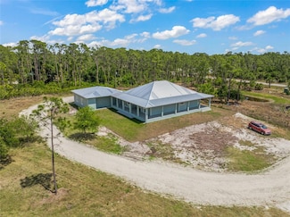 8146 Tropicaire Blvd, North Port, FL 34291