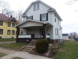1818 2nd St NE, Canton, OH 44704