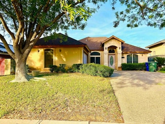 8909 Tucson Ln, Laredo, TX 78045