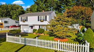 236 River Bank Rd, Manchester, NH 03103