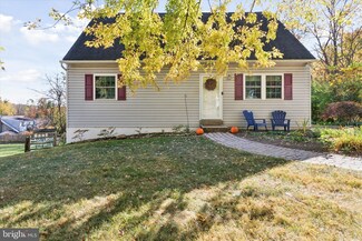 12 Glenview Ln, Downingtown, PA 19335