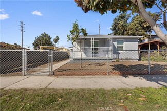 8471 Hooper Ave, Los Angeles, CA 90001