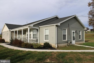 490 Windsor Rd Unit B, York, PA 17402