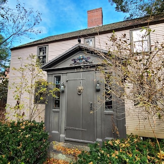 6 Old Port Rd, Kennebunk, ME 04043