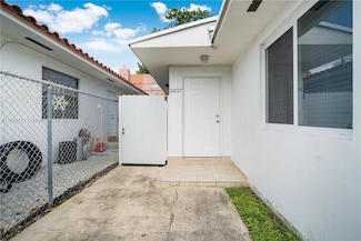 3437 SW 25th St, Miami, FL 33133