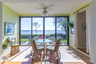 2562 NW Seagrass Dr Unit 7, Palm City, FL 34990