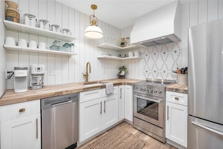 850 Mallery St Unit K4, St. Simons Island, GA 31522