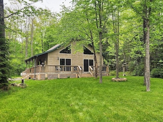 W10655 Bass Lake Dr, Park Falls, WI 54552
