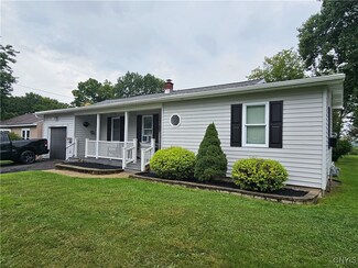 219 Fairway Dr, New Hartford, NY 13413