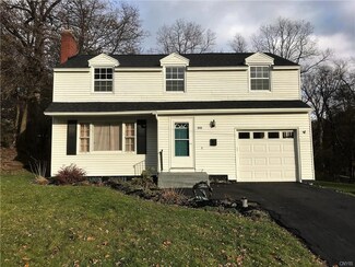 333 Wynthrop Rd, Syracuse, NY 13209