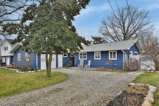 8 River Ln, Long Branch, NJ 07740