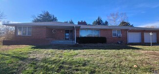 3707 SE California Ave, Topeka, KS 66609