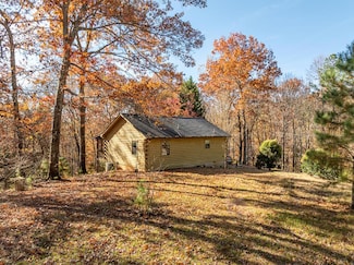 2515 Camp Branch Rd, Ellijay, GA 30540