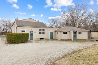8621 Us Highway 12, Richmond, IL 60071