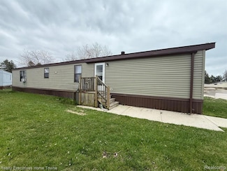 7006 Brides Bay Ct, Ira Township, MI 48023