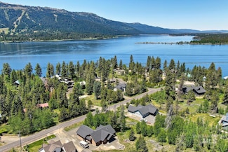 252 Day Star Ln, Donnelly, ID 83615