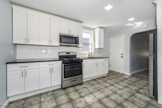 373 N 10th St Unit 2, Belleville, NJ 07109