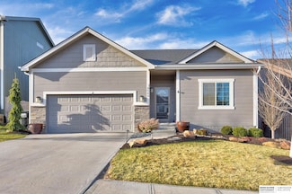 14566 Potter Cir, Bennington, NE 68007
