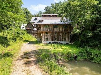 503 Fallen Timber Rd, Smithfield, WV 26437