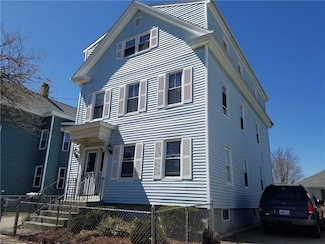 379 Wood St, Bristol, RI 02809