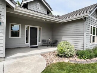 1843 NW 18th St, Redmond, OR 97756