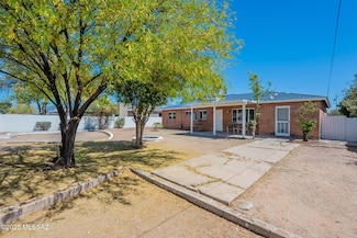 6517 E Cooper St, Tucson, AZ 85710