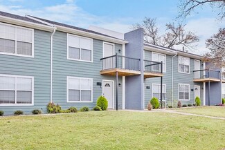 705 W Crawford St, Denison, TX 75020