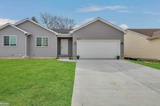 9516 Orchard Lake Dr, Davison, MI 48423